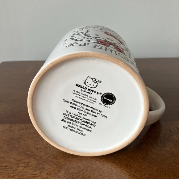HELLO KITTY Christmas Coffee Mug 2023 - Picture 2 of 8